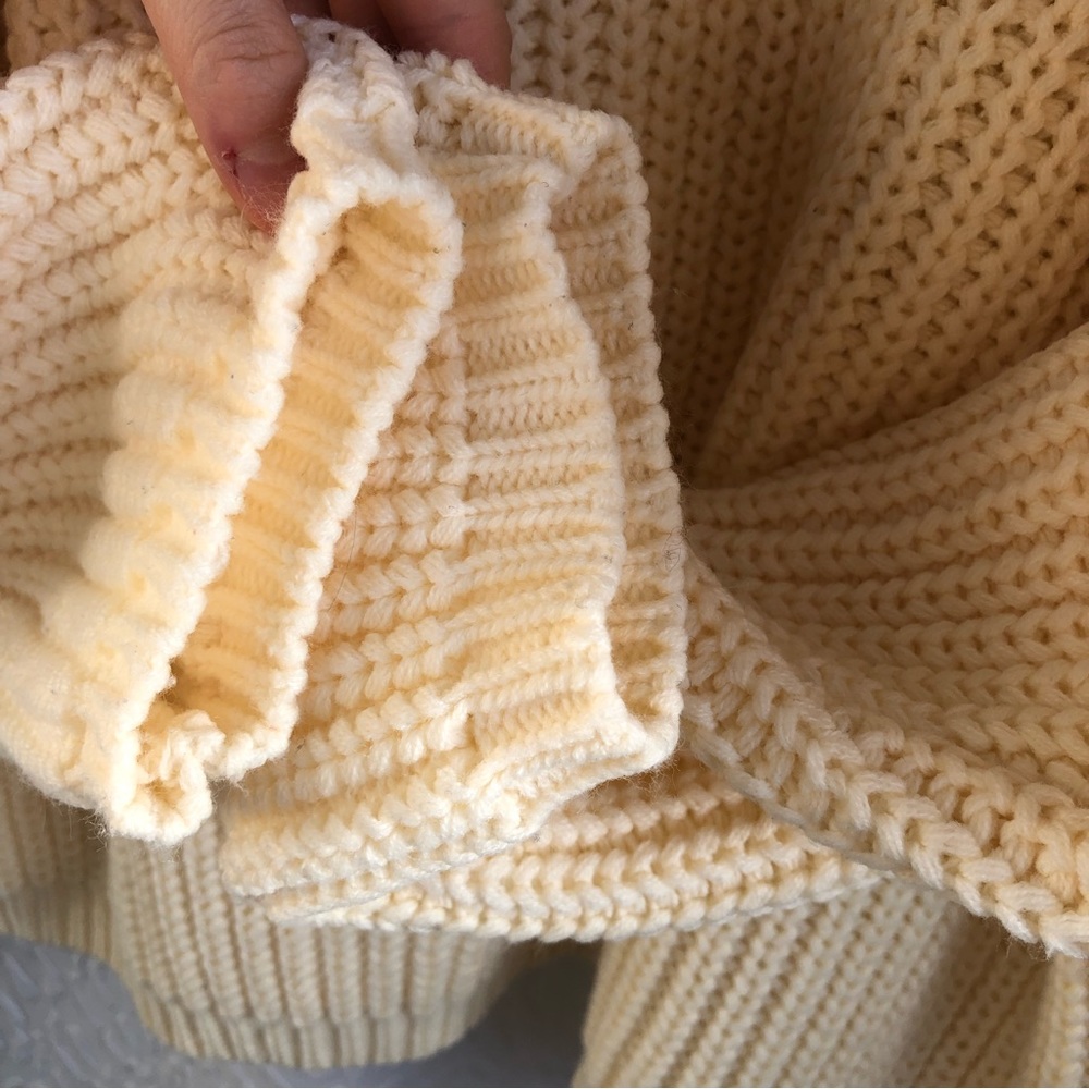 Vintage Essentials Chunky Neutral Tone Turtleneck Knit Sweater Women's Large - Picture 9 of 12